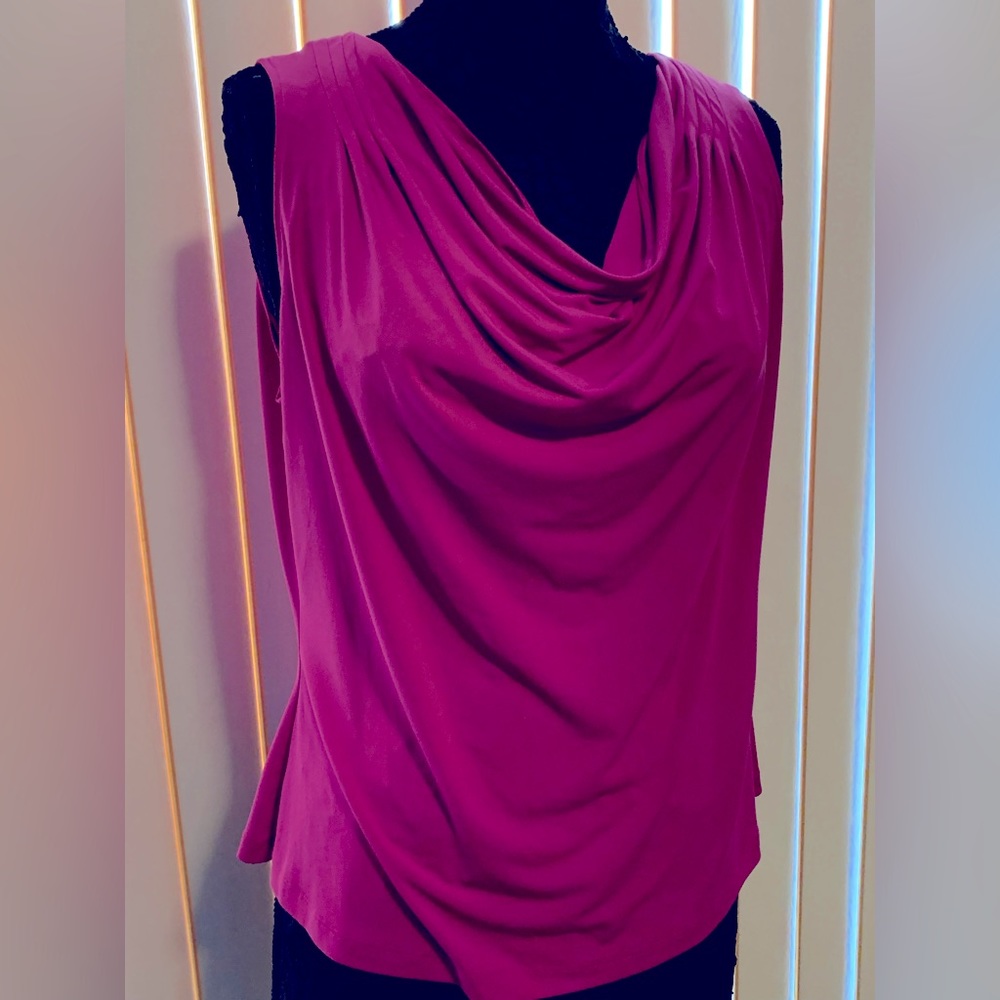 Women’s V-neck